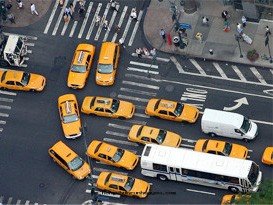 詳解(jiě)英特(tè)爾的(de)自(zì)動(dòng)駕駛“阿西(xī)莫夫三(sān)定律”